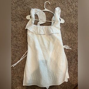 Lilly Pulitzer white hidden romper size 2 EUC